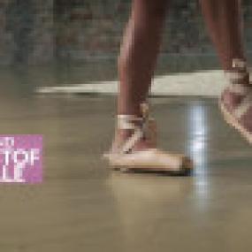 21FootArt 20-02-10 Eveline Dellai The Ballerinas Feet XXX 1080p MP4<span style=color:#fc9c6d>-KTR[XvX]</span>