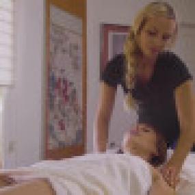 SweetheartVideo 21 03 22 Aidra Fox And Naomi Swan The Seductive Art Of Massage XXX 1080p MP4-WRB[XvX]