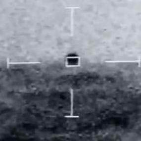 TMZ Investigates UFOs The Pentagon Proof<span style=color:#777> 2021</span> WEB h264<span style=color:#fc9c6d>-BAE[TGx]</span>