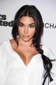 CHANTEL JEFFRIES at Sports Illustrated<span style=color:#777> 2017</span> Fashionable 50 Celebration in Los Angeles 071
