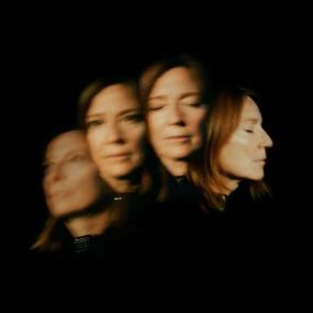 Beth Gibbons - Lives Outgrown <span style=color:#777>(2024)</span> Mp3 320kbps [PMEDIA] ⭐️